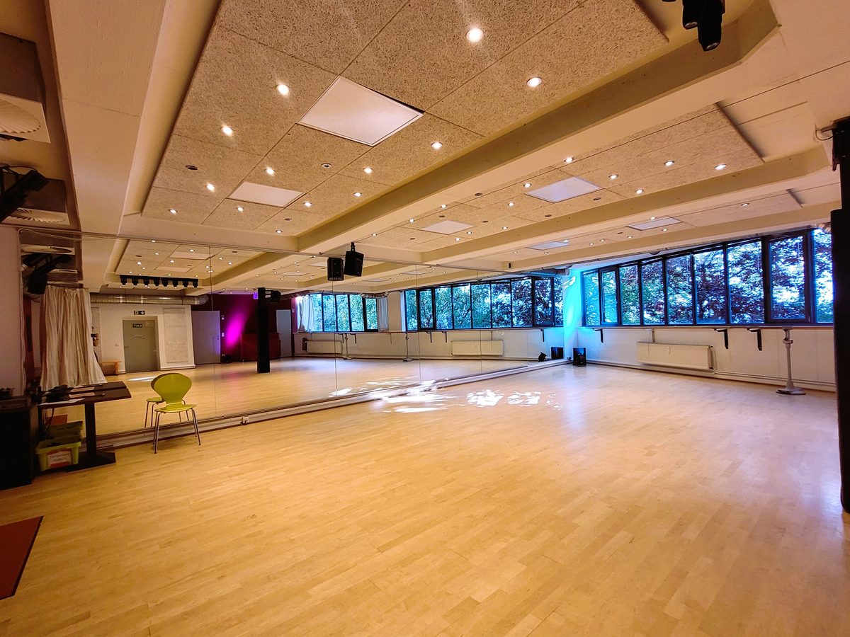 Studio 3