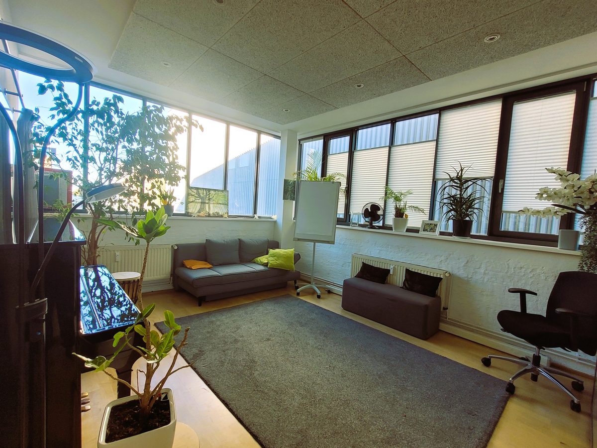 Studio 5